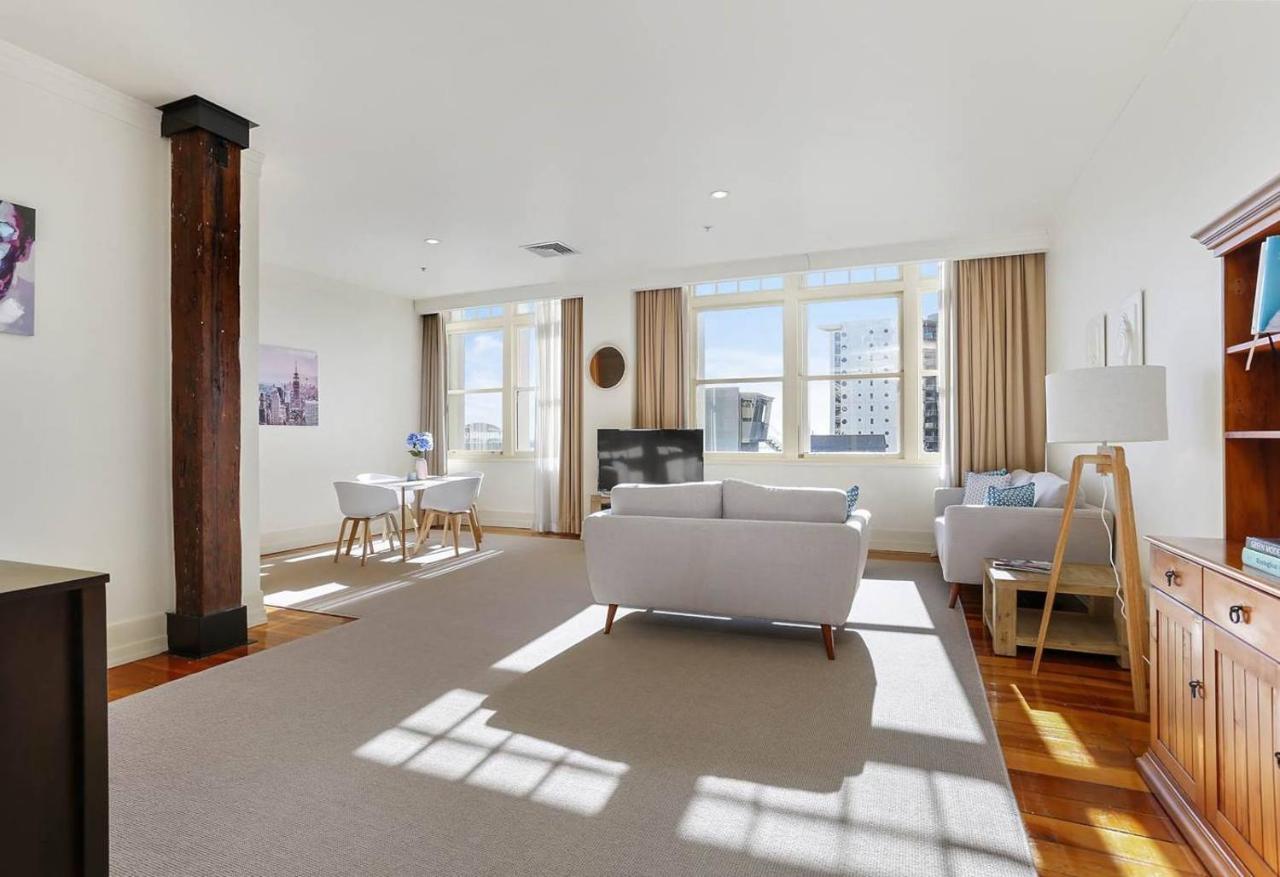 Spacious One Bedroom in The Heritage Hotel! Auckland Buitenkant foto
